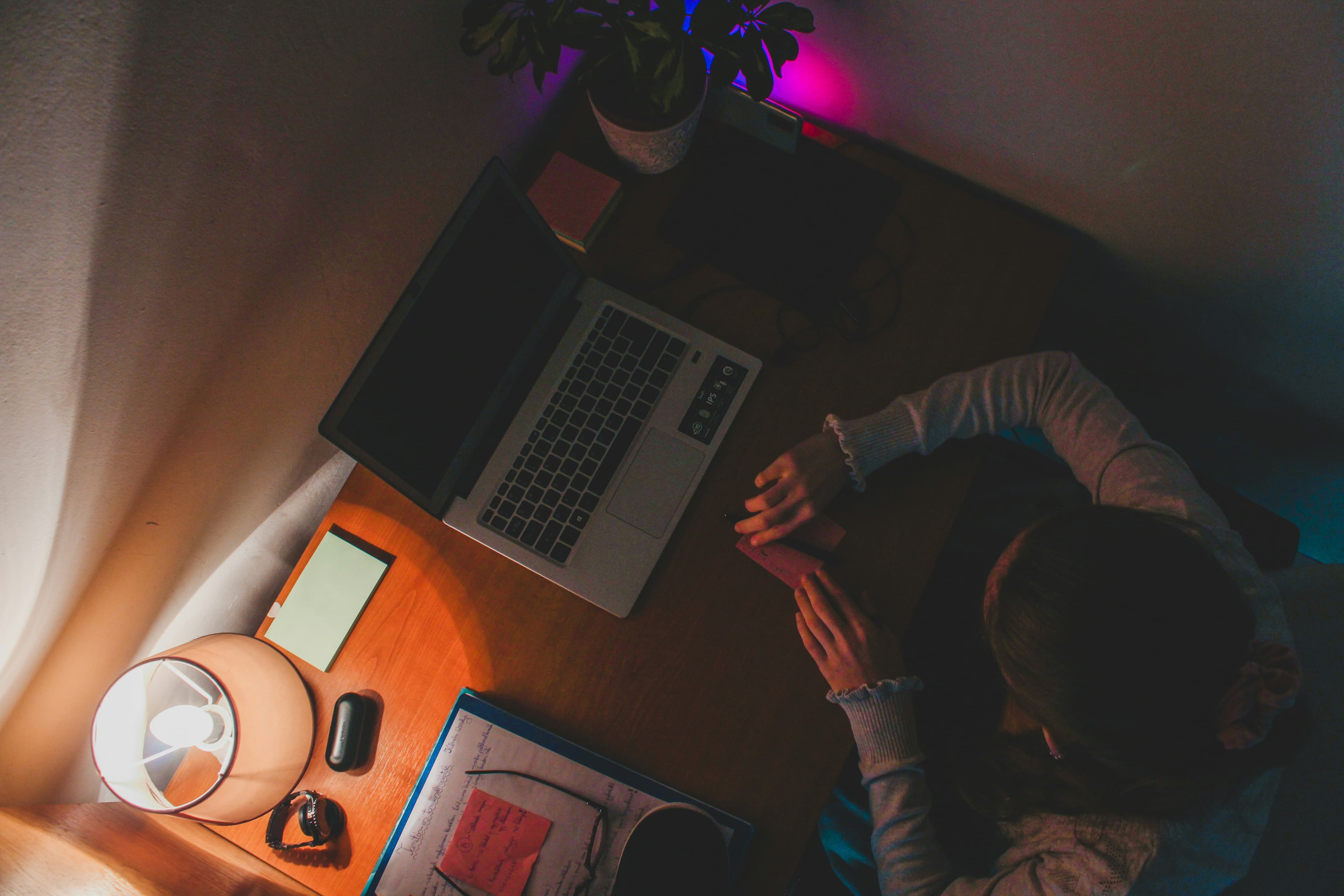 7 Fatal AI Mistakes Audiovisual Freelancers Must Avoid